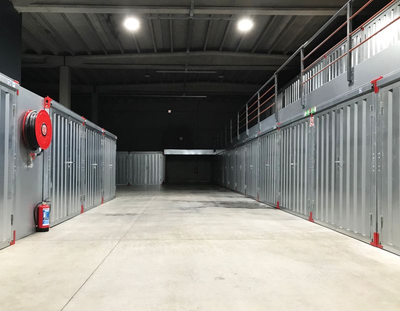 Rociadores para Almacenes y Bodegas en Panama: Diseno ESFR, Costos y Normativa NFPA 13 y 30 - Seguridad Contra Incendios